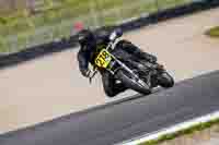 donington-no-limits-trackday;donington-park-photographs;donington-trackday-photographs;no-limits-trackdays;peter-wileman-photography;trackday-digital-images;trackday-photos